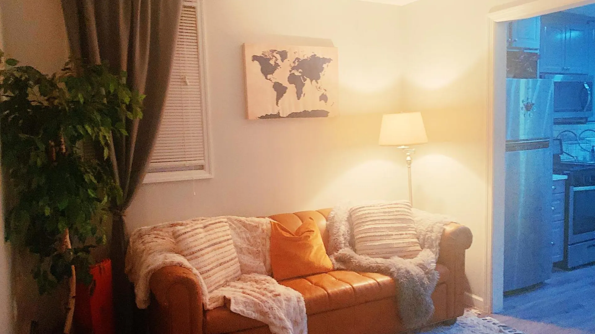 Sale!! Brick City Bungalow 20 Mins From Nyc!! Newark Holiday home