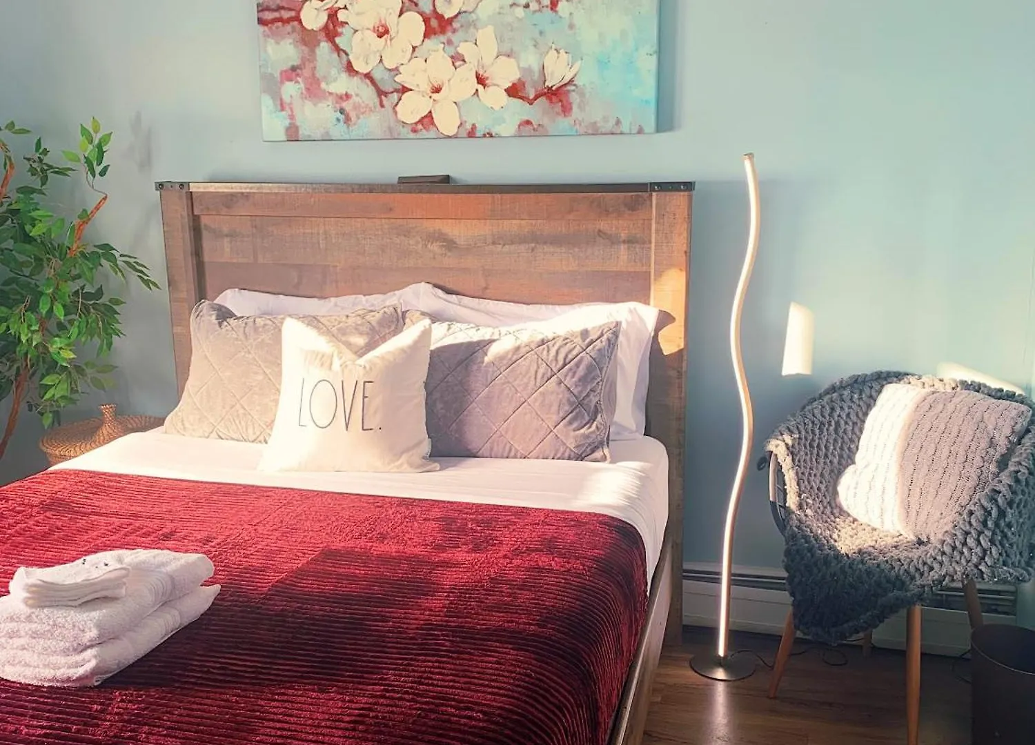 Holiday home Sale!! Brick City Bungalow 20 Mins From Nyc!! Newark
