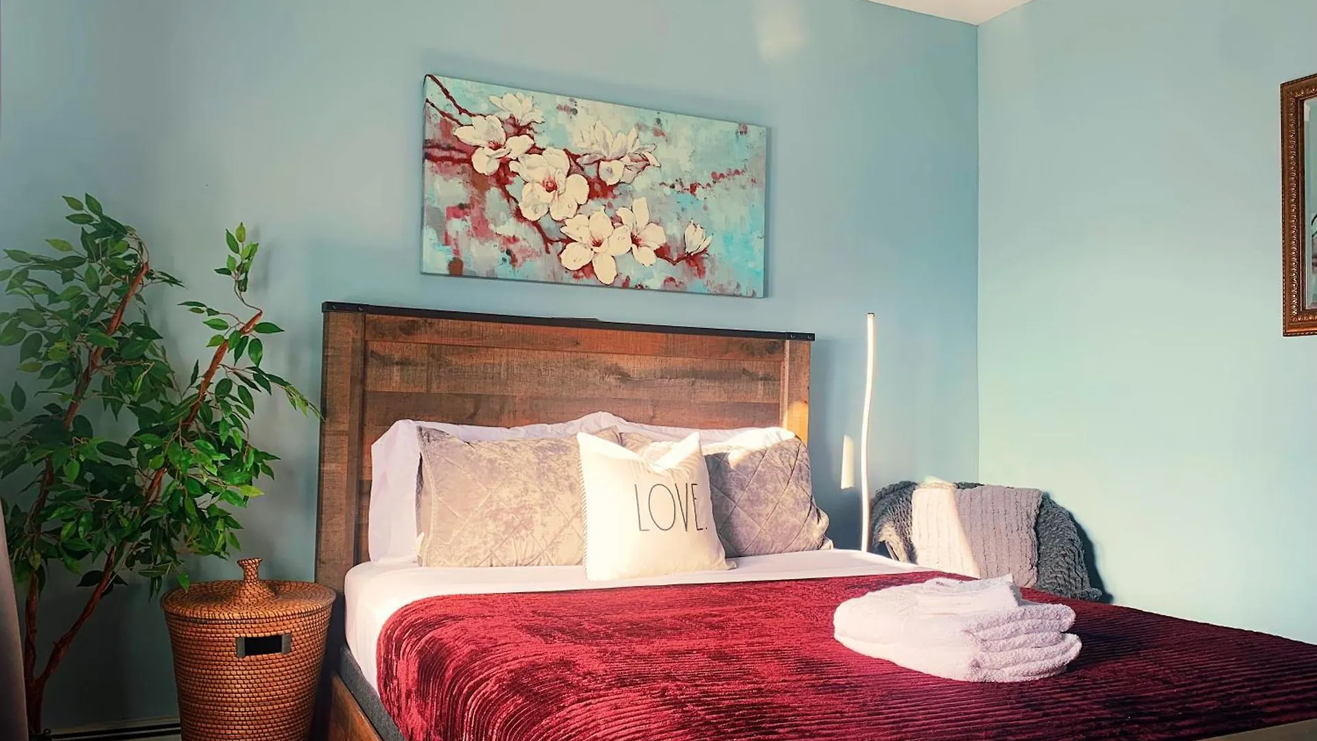 Sale!! Brick City Bungalow 20 Mins From Nyc!! Newark United States